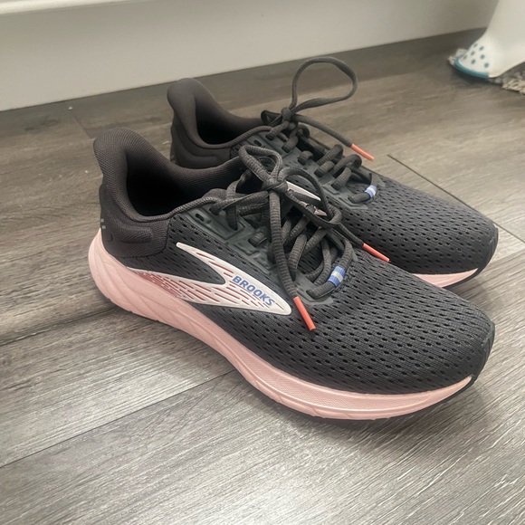 BROOKS ANTHEM 6 RUNNING SHOES | 7.5 - Picture 5 of 6